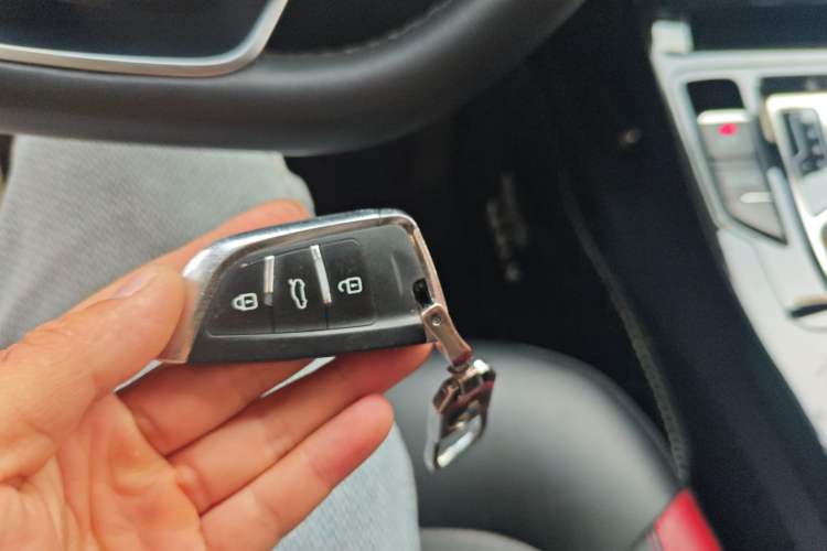 Used Geely Auto Emgrand GS 2020 1.4T CVT Ya Vehicle Key