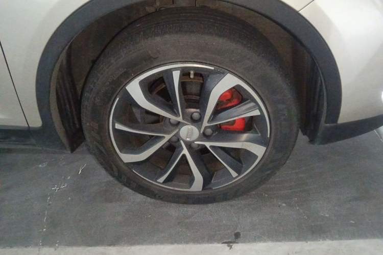 Used Geely Auto Emgrand GS 2020 1.4T CVT Active Right Front Wheel Hub