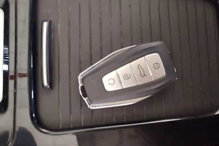 Used Geely Auto Emgrand GS 2020 1.4T CVT Ya Vehicle Key