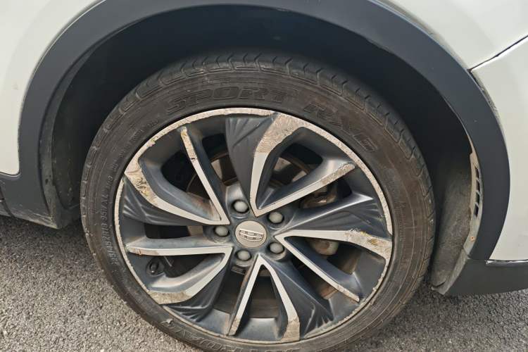 Used Geely Auto Emgrand GSe 2020 600 LingShang Edition Right Front Wheel Hub