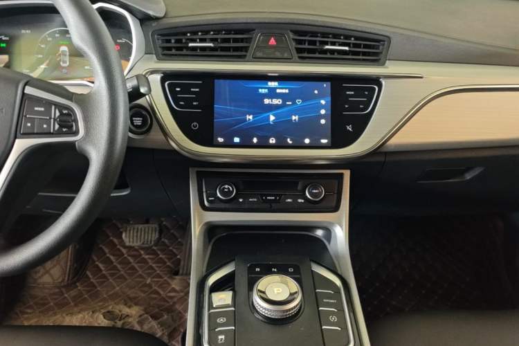 Used Geely Auto Emgrand GSe 2018 LingShang Model Audio And AC Panel