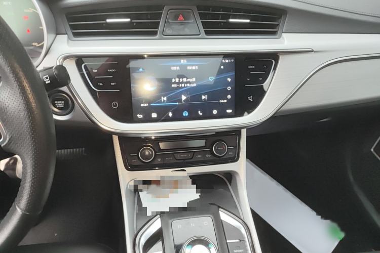 Used Geely Auto Emgrand GSe 2018 ZhenShang Model Audio And AC Panel
