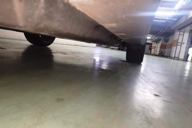 Used Geely Auto Emgrand GSe 2018 Zunshang Model Chassis Front Left