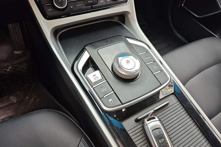 Used Geely Auto Emgrand GSe 2018 ZhenShang Model Gear Lever