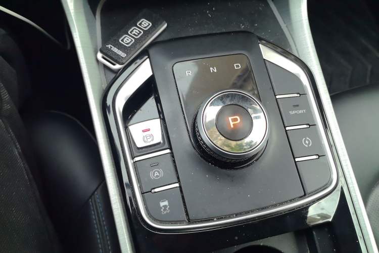 Used Geely Auto Emgrand GSe 2018 LingShang Model Gear Lever