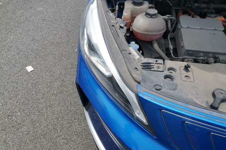 Used Geely Auto Emgrand GSe 2018 Style Model Right Front Headlight