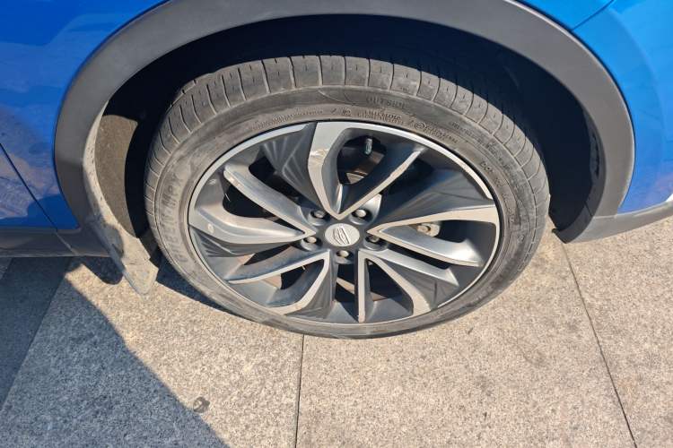 Used Geely Auto Emgrand GSe 2018 Zunshang Model Right Front Wheel Hub