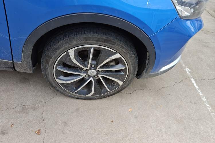 Used Geely Auto Emgrand GSe 2018 ZhenShang Model Right Front Wheel Hub