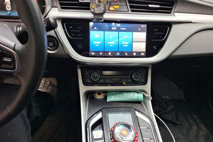 Used Geely Auto Emgrand GSe 2018 Zunshang Model Audio And AC Panel