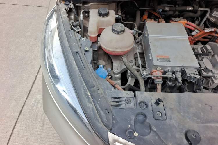 Used Geely Auto Emgrand GSe 2018 Zunshang Model Engine Bay Right
