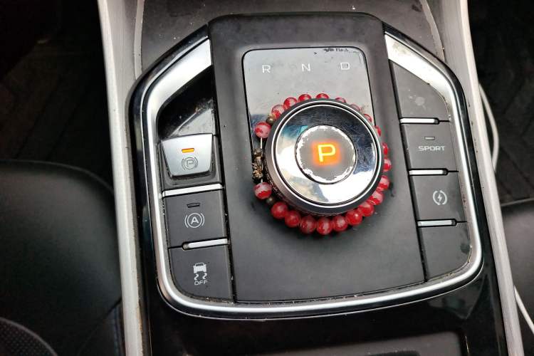 Used Geely Auto Emgrand GSe 2018 Zunshang Model Gear Lever