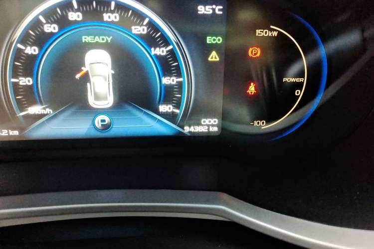Used Geely Auto Emgrand GSe 2018 Zunshang Model Odometer Close Up