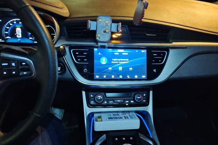 Used Geely Auto Emgrand GSe 2018 Zunshang Model Audio And AC Panel