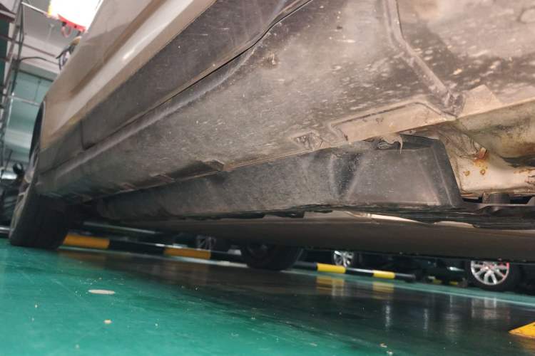 Used Geely Auto Emgrand GSe 2018 Zunshang Model Chassis Front Right
