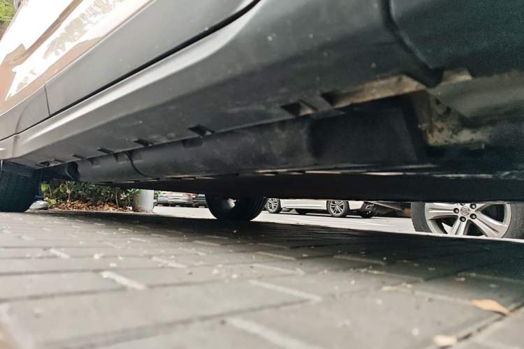 Used Geely Auto Emgrand GSe 2018 Zunshang Model Chassis Front Right