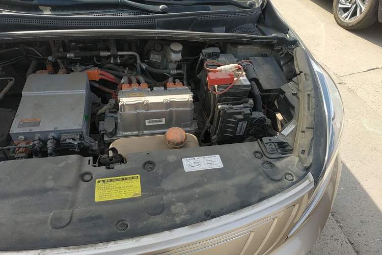 Used Geely Auto Emgrand GSe 2018 Zunshang Model Engine Bay Left