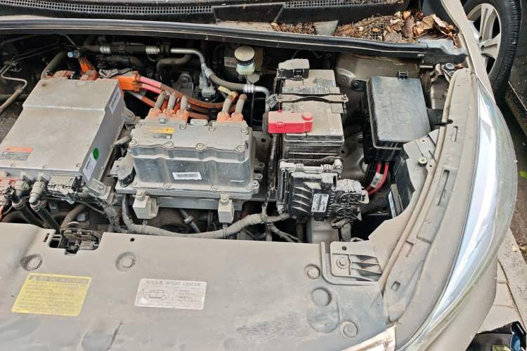 Used Geely Auto Emgrand GSe 2018 Zunshang Model Engine Bay Left