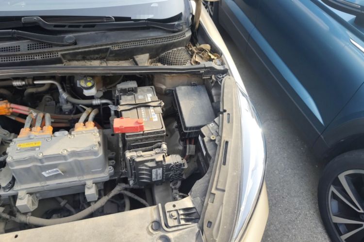 Used Geely Auto Emgrand GSe 2018 Zunshang Model Engine Bay Left