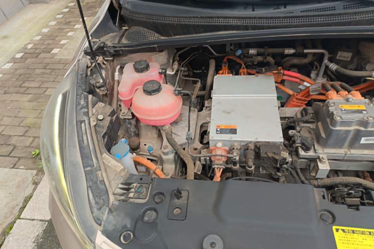 Used Geely Auto Emgrand GSe 2018 ZhenShang Model Engine Bay Right