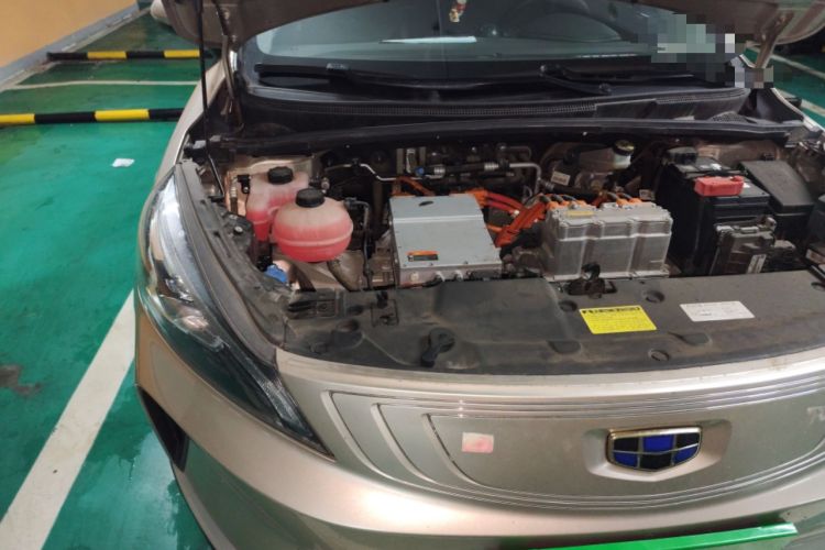 Used Geely Auto Emgrand GSe 2018 Zunshang Model Engine Bay Right