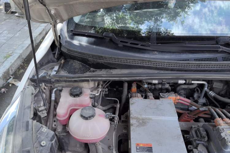 Used Geely Auto Emgrand GSe 2018 ZhenShang Model Engine Bay Right