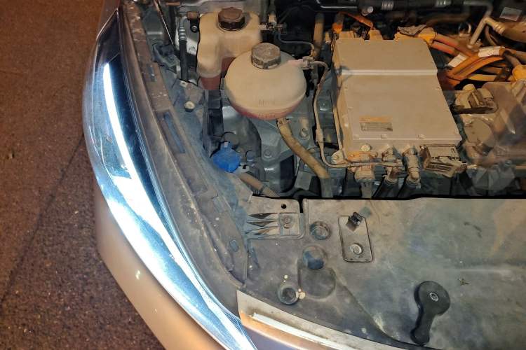 Used Geely Auto Emgrand GSe 2018 Zunshang Model Engine Bay Right