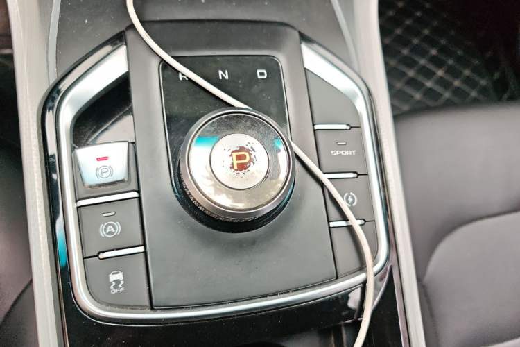 Used Geely Auto Emgrand GSe 2018 Zunshang Model Gear Lever