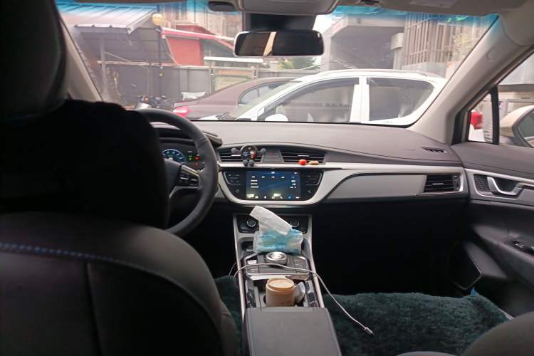 Used Geely Auto Emgrand GSe 2018 ZhenShang Model Headliner