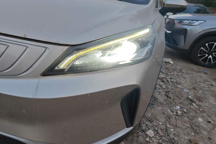 Used Geely Auto Emgrand GSe 2018 ZhenShang Model Left Front Headlight