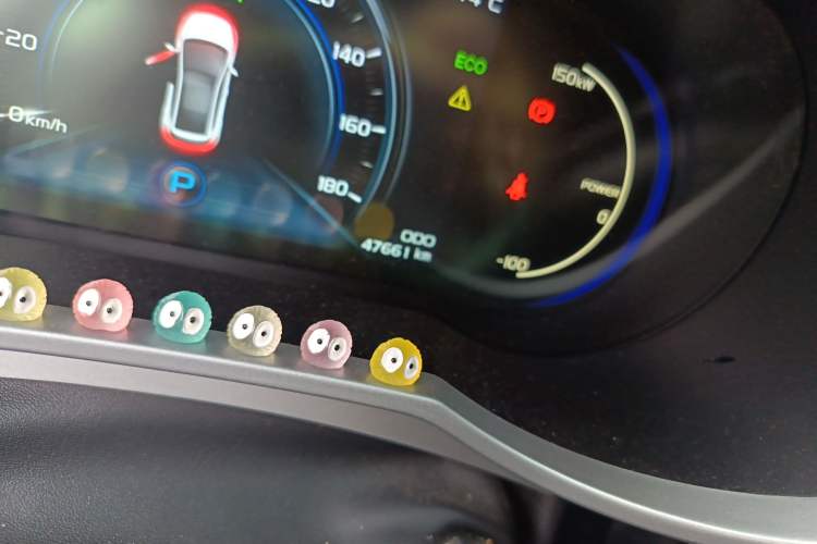 Used Geely Auto Emgrand GSe 2018 ZhenShang Model Odometer Close Up