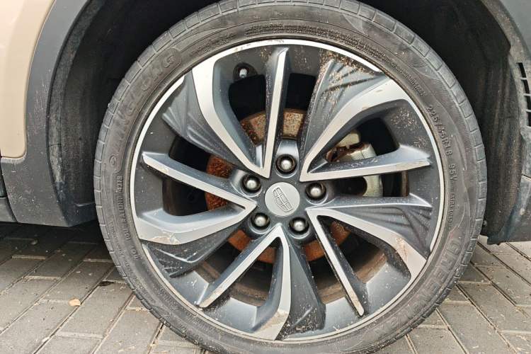 Used Geely Auto Emgrand GSe 2018 Zunshang Model Right Front Wheel Hub