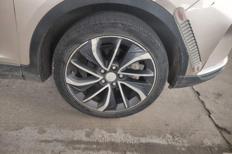 Used Geely Auto Emgrand GSe 2018 ZhenShang Model Right Front Wheel Hub