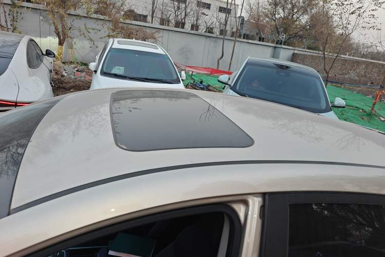Used Geely Auto Emgrand GSe 2018 ZhenShang Model Roof