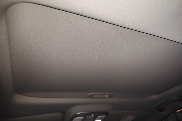 Used Geely Auto Emgrand GSe 2018 ZhenShang Model Headliner
