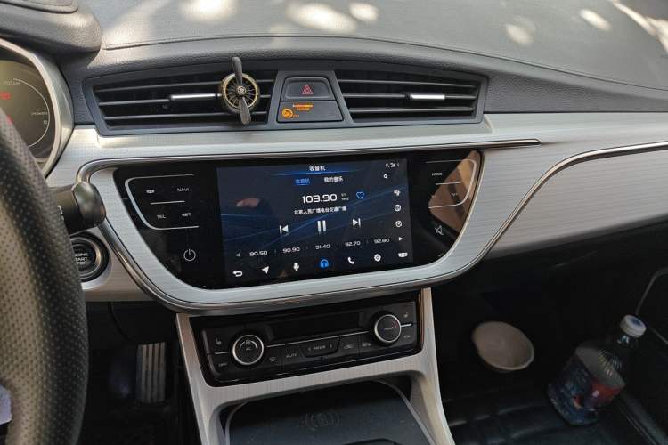 Used Geely Auto Emgrand GSe 2018 Zunshang Model Audio And AC Panel