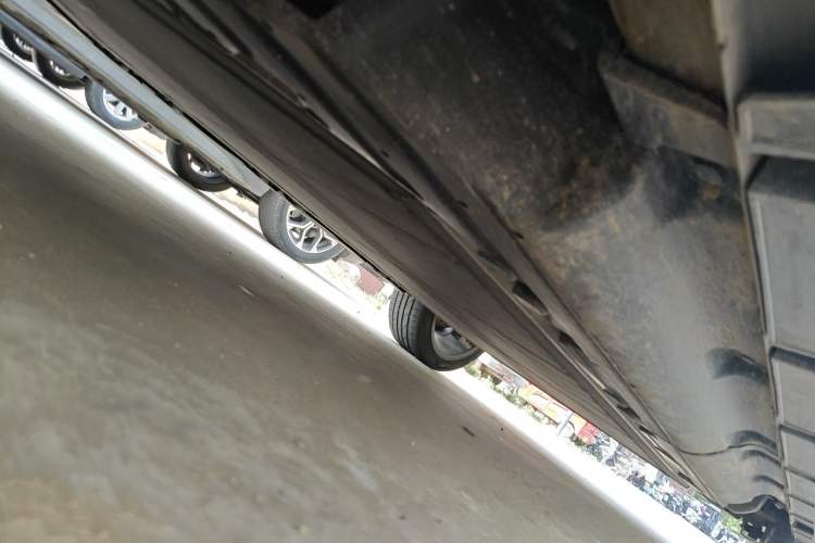 Used Geely Auto Emgrand GSe 2018 Zunshang Model Chassis Front Left