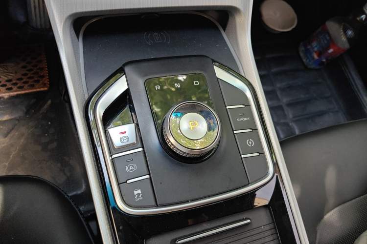 Used Geely Auto Emgrand GSe 2018 Zunshang Model Gear Lever