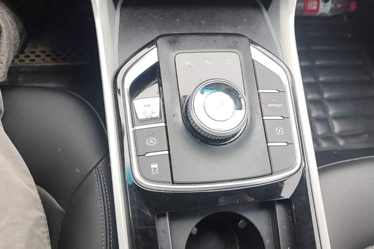 Used Geely Auto Emgrand GSe 2018 ZhenShang Model Gear Lever