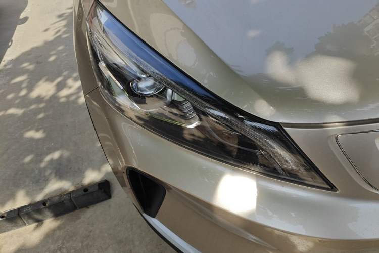 Used Geely Auto Emgrand GSe 2018 Zunshang Model Right Front Headlight