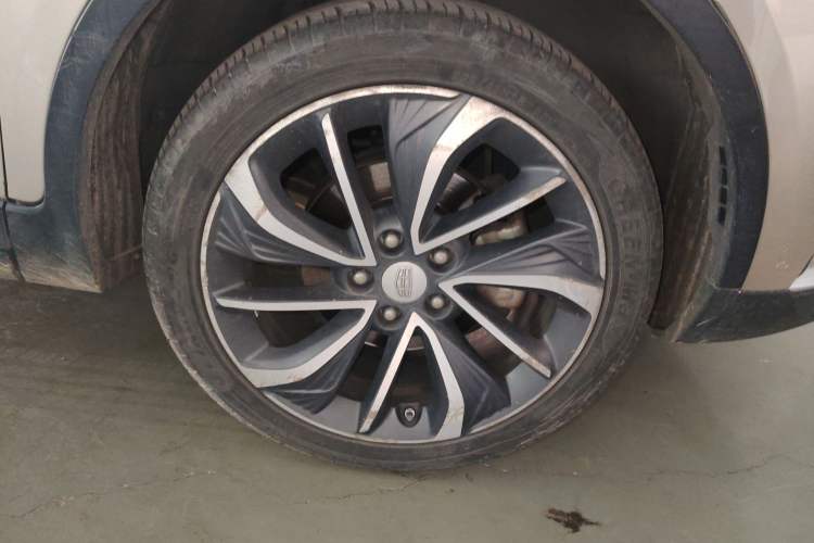 Used Geely Auto Emgrand GSe 2018 ZhenShang Model Right Front Wheel Hub