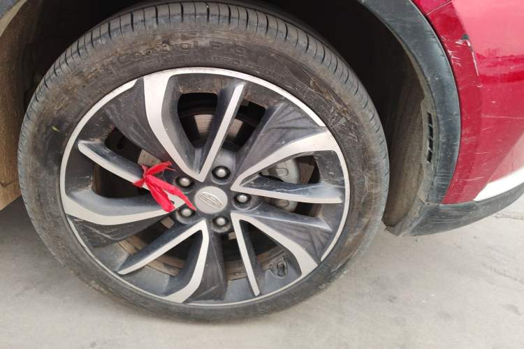 Used Geely Auto Emgrand GSe 2018 Zunshang Model Right Front Wheel Hub