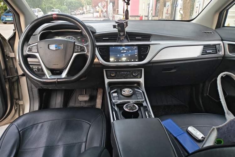 Used Geely Auto Emgrand GSe 2018 Zunshang Model Center Console