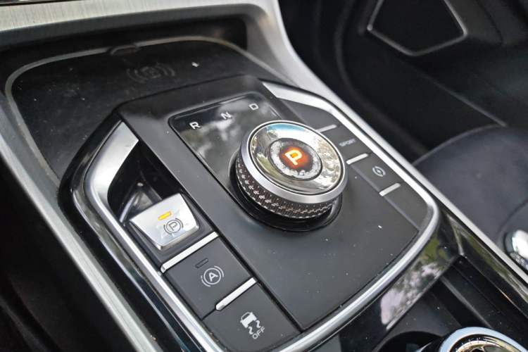 Used Geely Auto Emgrand GSe 2018 Zunshang Model Gear Lever