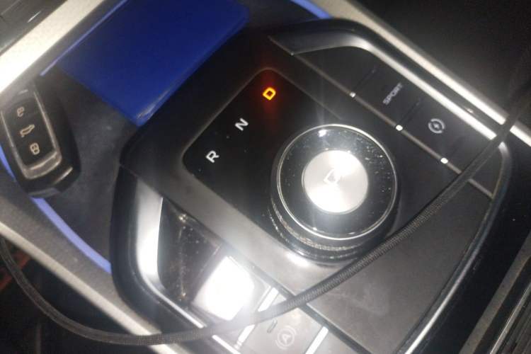 Used Geely Auto Emgrand GSe 2018 Zunshang Model Gear Lever