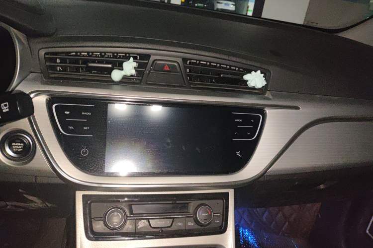 Used Geely Auto Emgrand GSe 2018 ZhenShang Model Audio And AC Panel