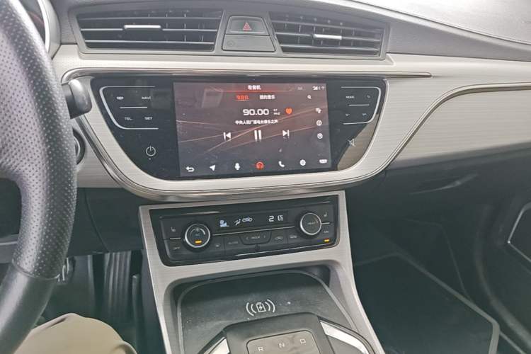 Used Geely Auto Emgrand GSe 2018 Zunshang Model Audio And AC Panel