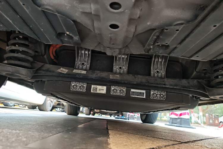 Used Geely Auto Emgrand GSe 2018 Zunshang Model Chassis Rear