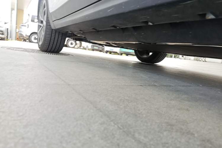 Used Geely Auto Emgrand GSe 2018 Zunshang Model Chassis Rear Left