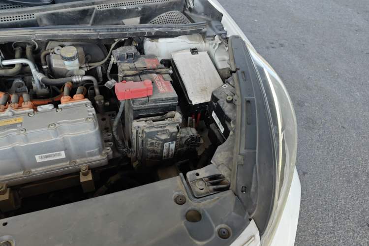 Used Geely Auto Emgrand GSe 2018 Zunshang Model Engine Bay Left