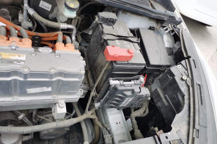 Used Geely Auto Emgrand GSe 2018 Zunshang Model Engine Bay Left
